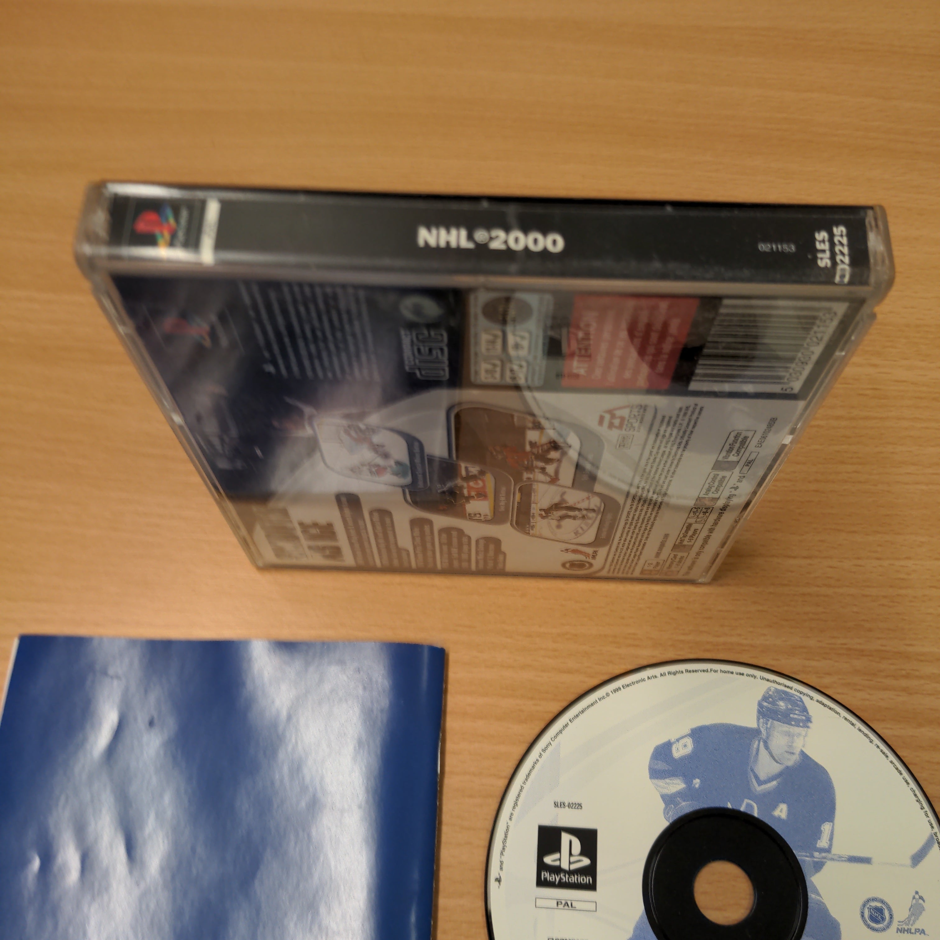 NHL 2000 Sony PS1 game NHL 2000 Sony PS1 game